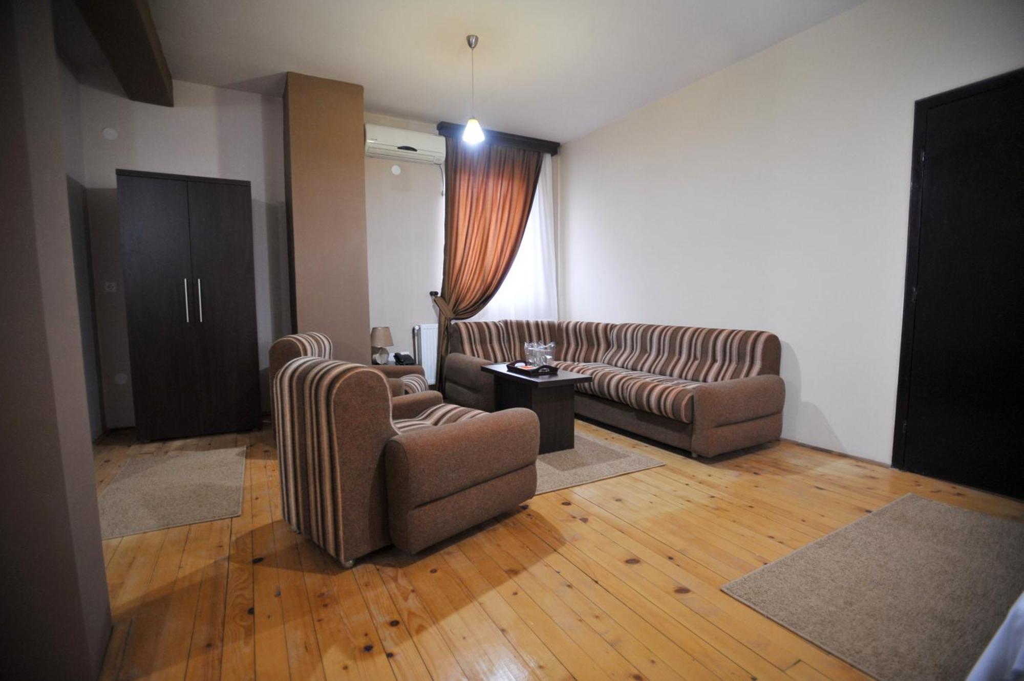 Garni Hotel City Kruševac Habitación foto
