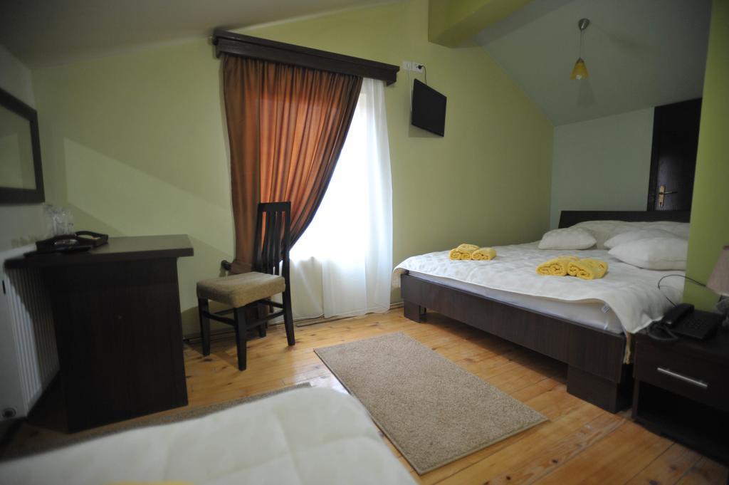 Garni Hotel City Kruševac Exterior foto
